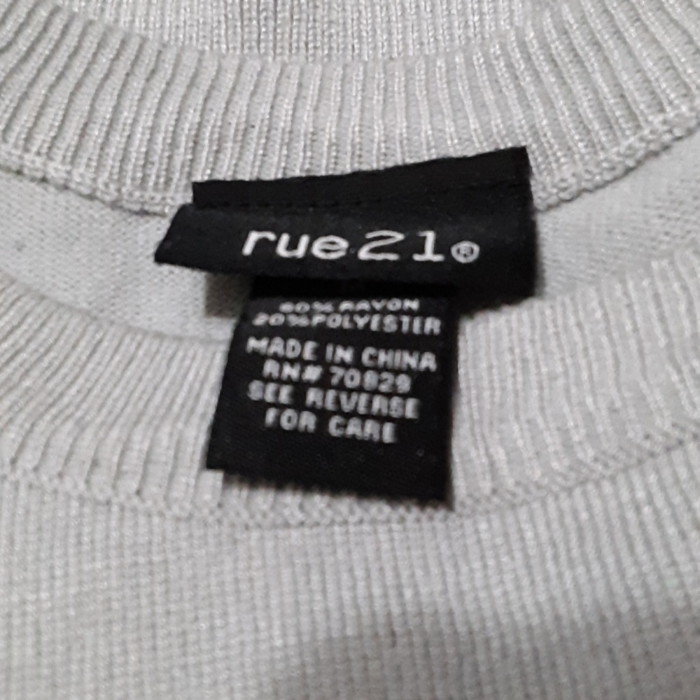 Rue 21 Shark Sweater - Picture 4 of 5